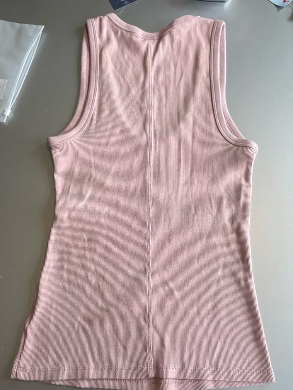 Universal Thread Mauve Ribbed V-Neck Tank - Picture 3 of 4